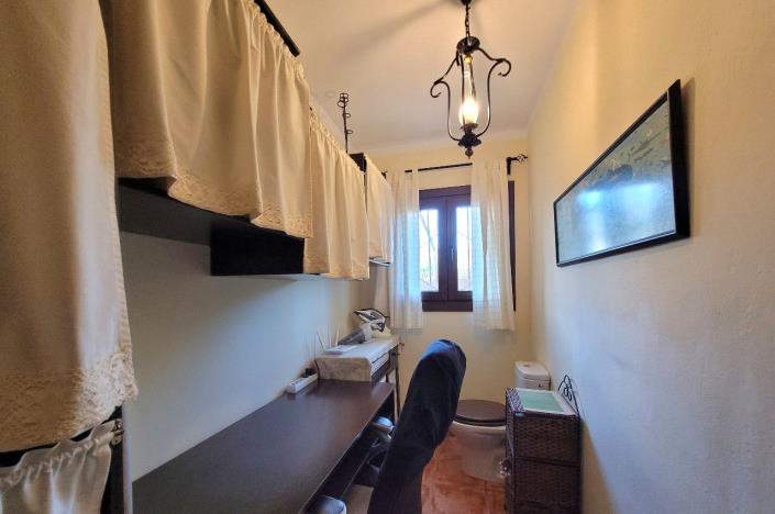 Image No.33-3 Bed Bungalow for sale