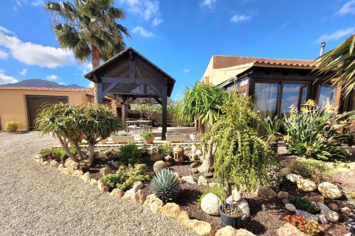 Image No.3-3 Bed Bungalow for sale