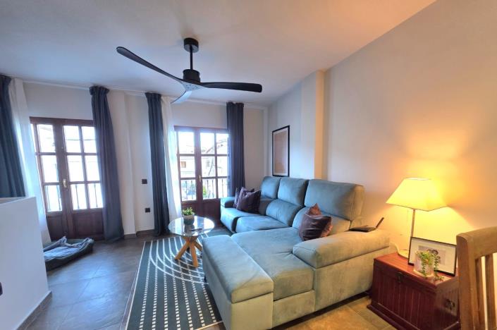 Image No.7-2 Bed House for sale