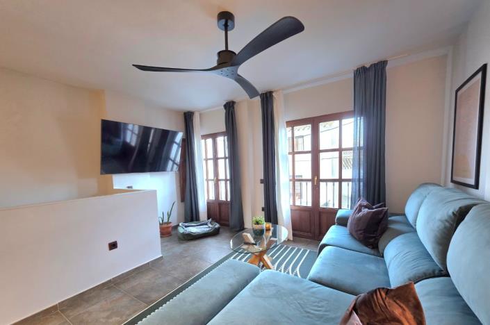 Image No.10-2 Bed House for sale