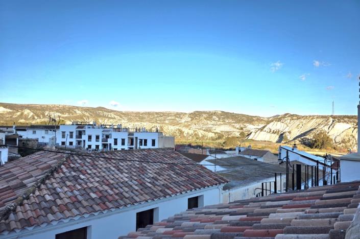 Image No.27-2 Bed House for sale