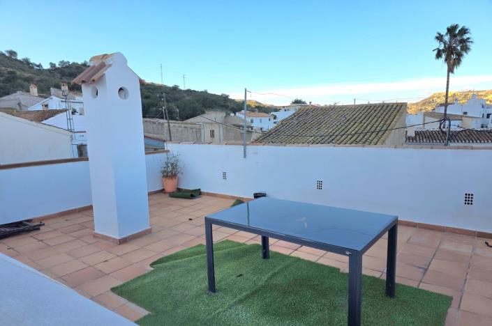 Image No.29-2 Bed House for sale