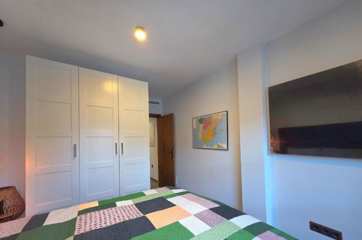 Image No.29-2 Bed Townhouse for sale