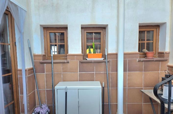 Image No.59-2 Bed Townhouse for sale