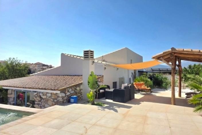 Image No.2-3 Bed House/Villa for sale