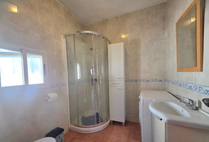 Image No.17-3 Bed Bungalow for sale