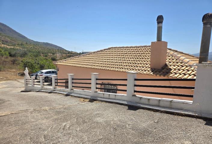 Image No.54-3 Bed Bungalow for sale