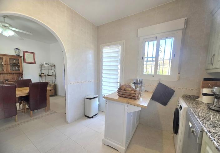 Image No.28-3 Bed Villa / Detached for sale
