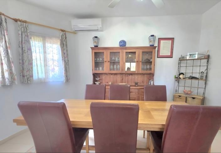 Image No.24-3 Bed Villa / Detached for sale
