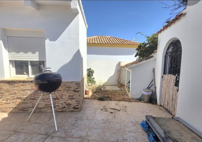 Image No.11-3 Bed Villa / Detached for sale