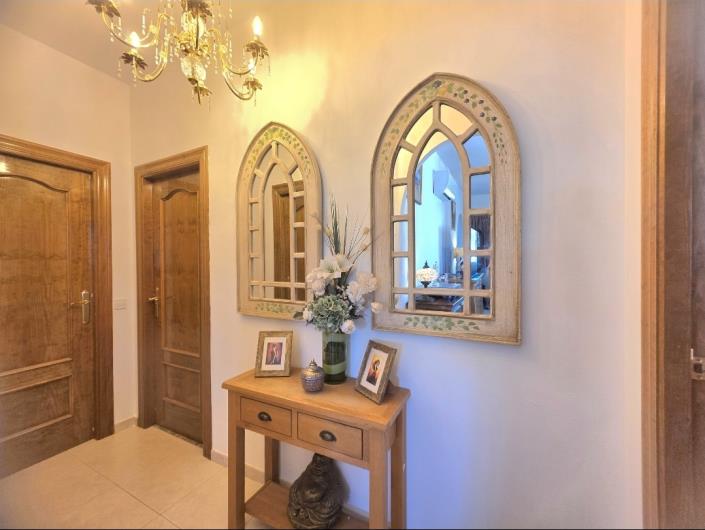 Image No.30-3 Bed Villa / Detached for sale