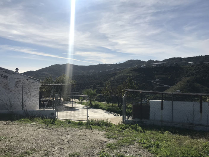 Image No.34-2 Bed Property for sale