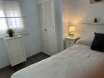 13-5fd73dea700db77384c091ca9818b1a9