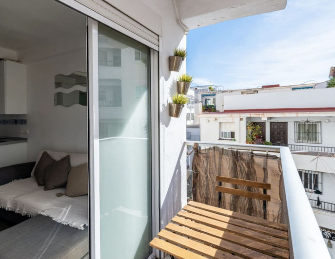 Image No.17-1 Bed Property for sale