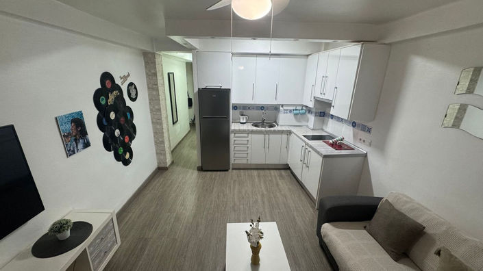 Image No.2-1 Bed Property for sale