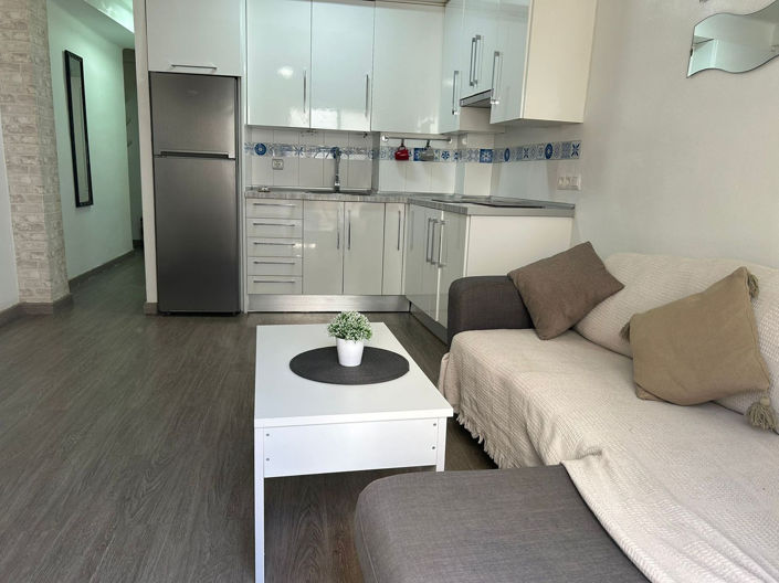 Image No.6-1 Bed Property for sale