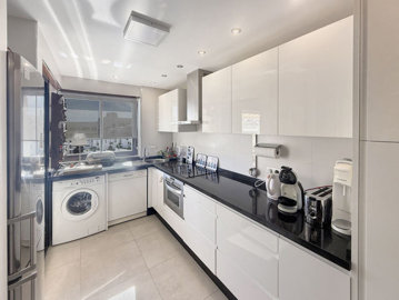 7-aa4cc561180b369757c0bb4af9886cd3