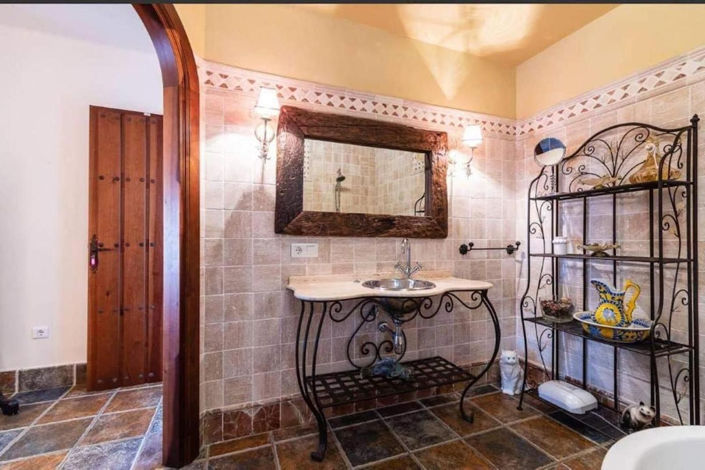 Image No.21-Propriété de 7 chambres à vendre à Frigiliana