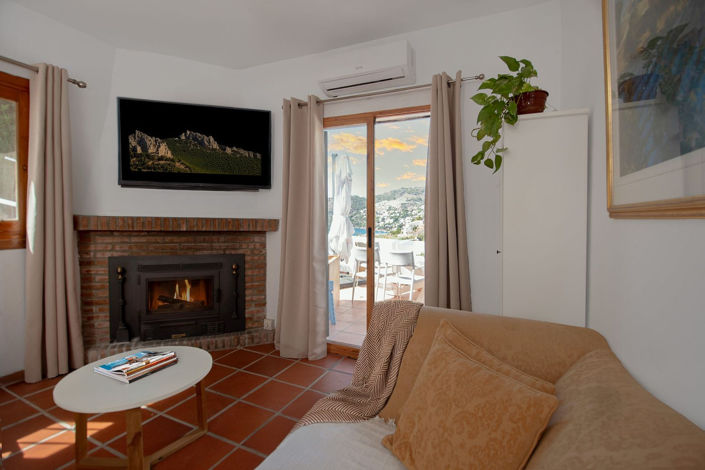 Image No.8-3 Bed Property for sale