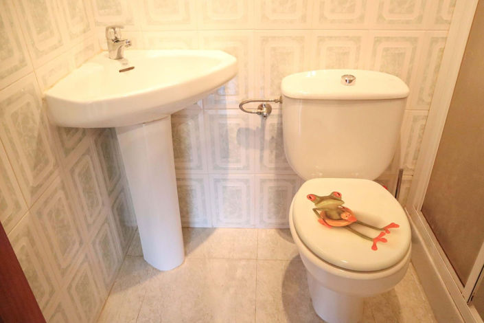 Image No.54-4 Bed Property for sale