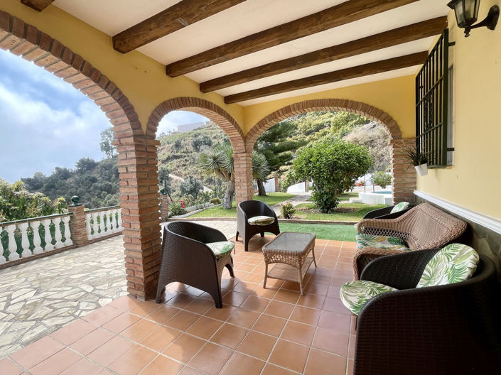 Image No.7-4 Bed Property for sale