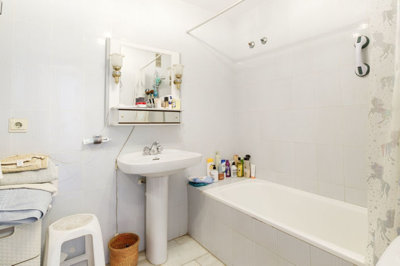 13-5fd73dea700db77384c091ca9818b1a9