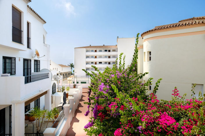 Image No.18-2 Bed Property for sale