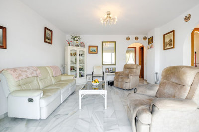 8-e64a9055bba3e77ac8aca3b893cdf826