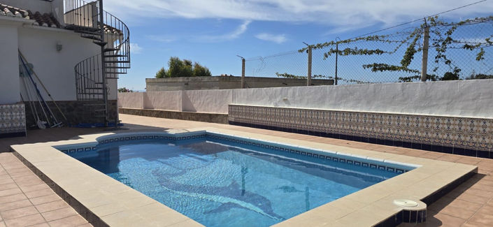 Image No.19-Propriété de 4 chambres à vendre à Nerja