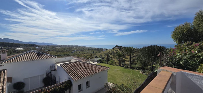 Image No.6-Propriété de 4 chambres à vendre à Nerja