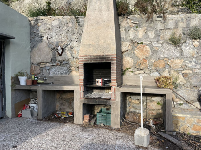 Image No.28-3 Bed Property for sale