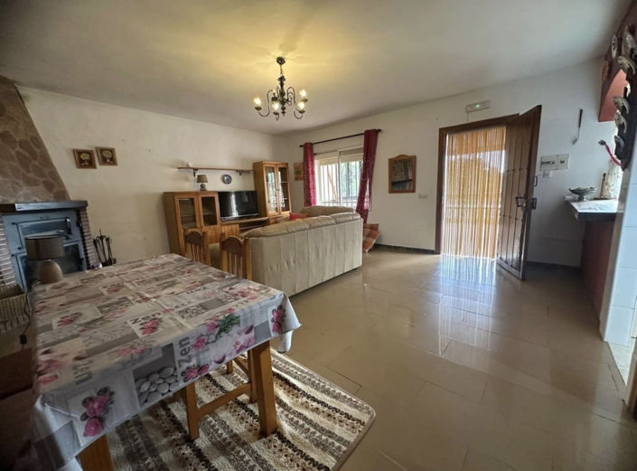 Image No.7-4 Bed Property for sale