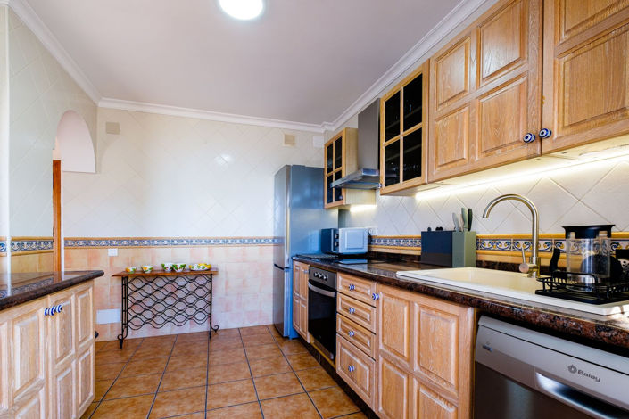 Image No.9-3 Bed Property for sale