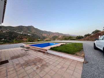 11-20939a0134ad724a8cb2a801094d15a4