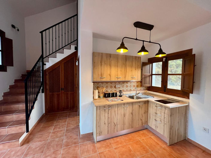 Image No.8-1 Bed Property for sale