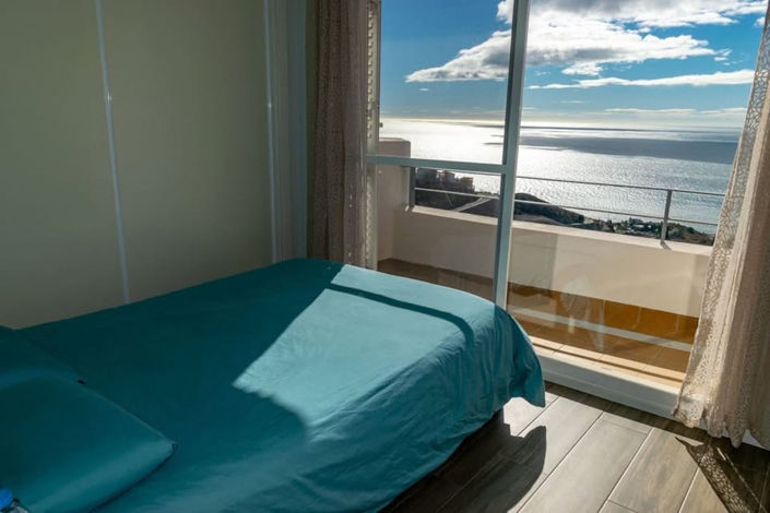 Image No.10-4 Bed Property for sale