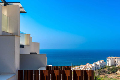 12-53013098fcab6c38b1379cd33298e050