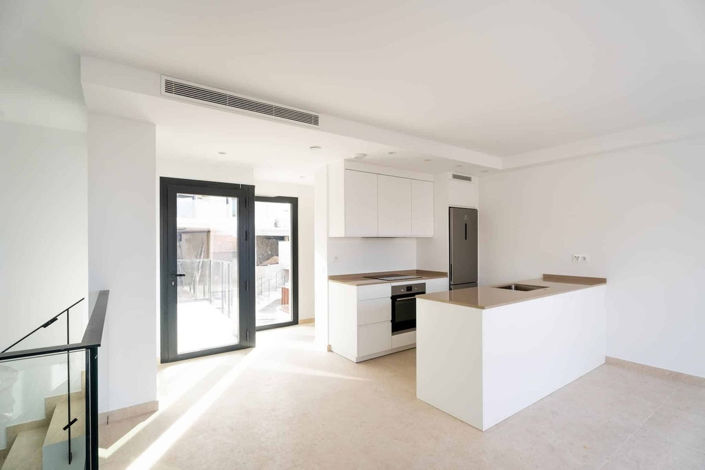 Image No.2-3 Bed Property for sale