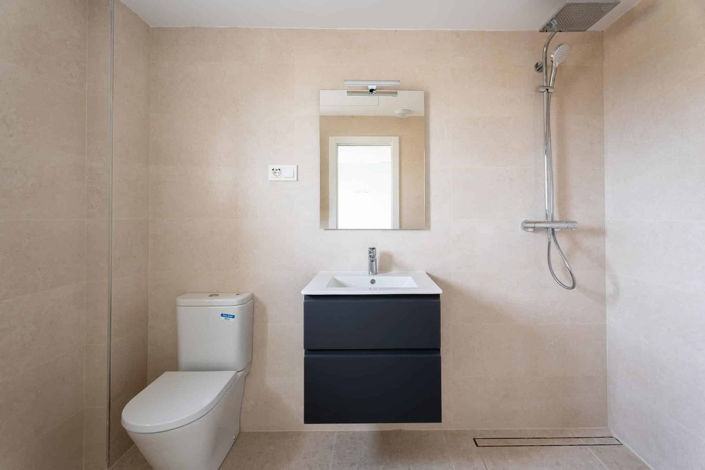 Image No.5-3 Bed Property for sale