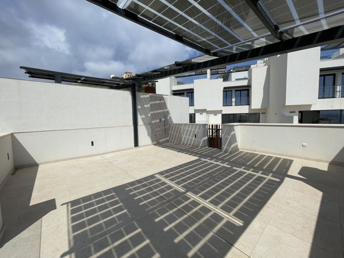 Image No.22-3 Bed Property for sale