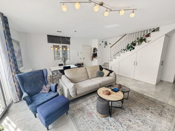 1-7980e48d732b6fc85c14b43b94d2aa54