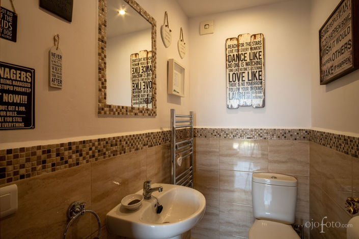 Image No.12-5 Bed Property for sale