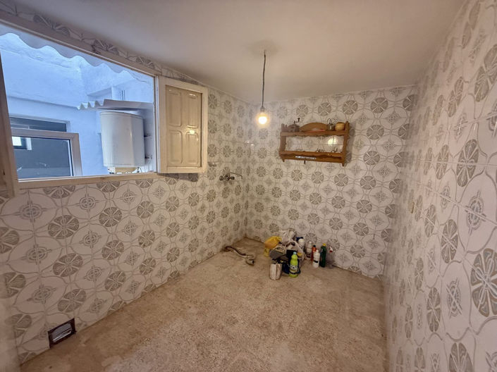 Image No.9-3 Bed Property for sale