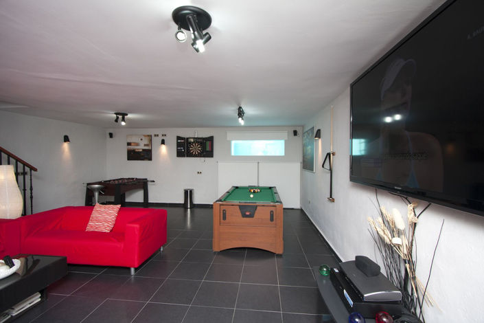 Image No.38-3 Bed Property for sale