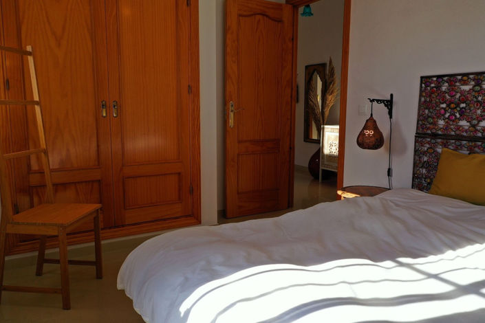 Image No.18-3 Bed Property for sale