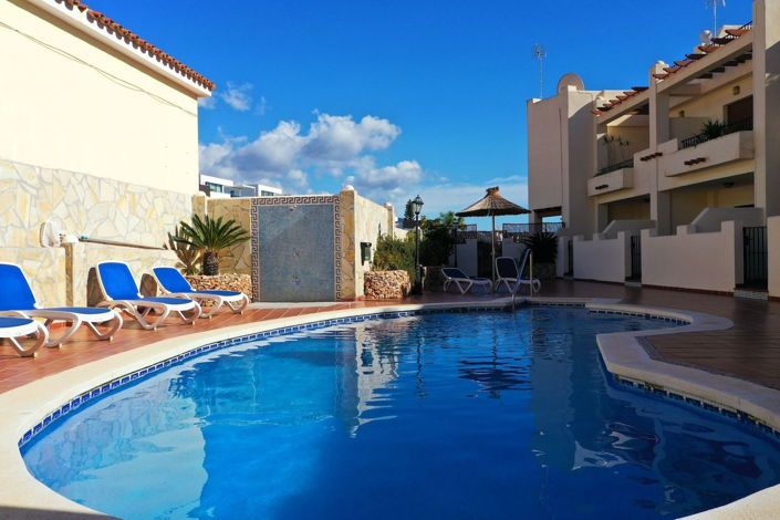 Image No.35-3 Bed Property for sale