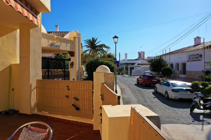 Image No.8-3 Bed Property for sale