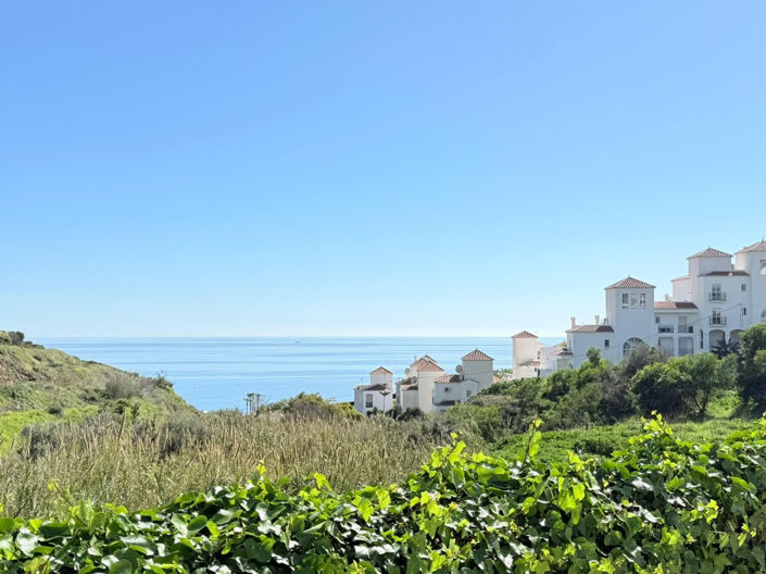 Image No.19-4 Bed Property for sale