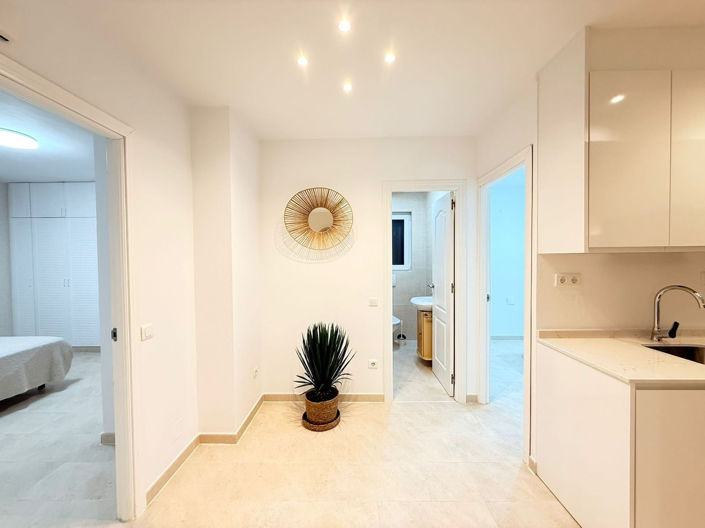 Image No.36-4 Bed Property for sale