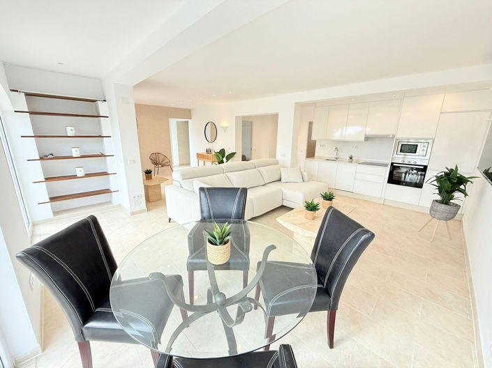 Image No.8-4 Bed Property for sale